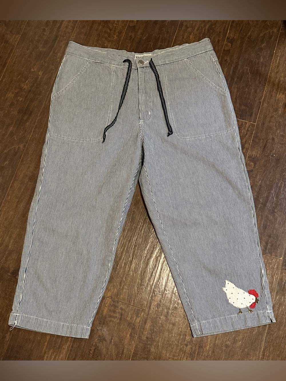 Haik’s Chicken Embroidery Baggy Cropped Pinstripe Jeans Women's L
